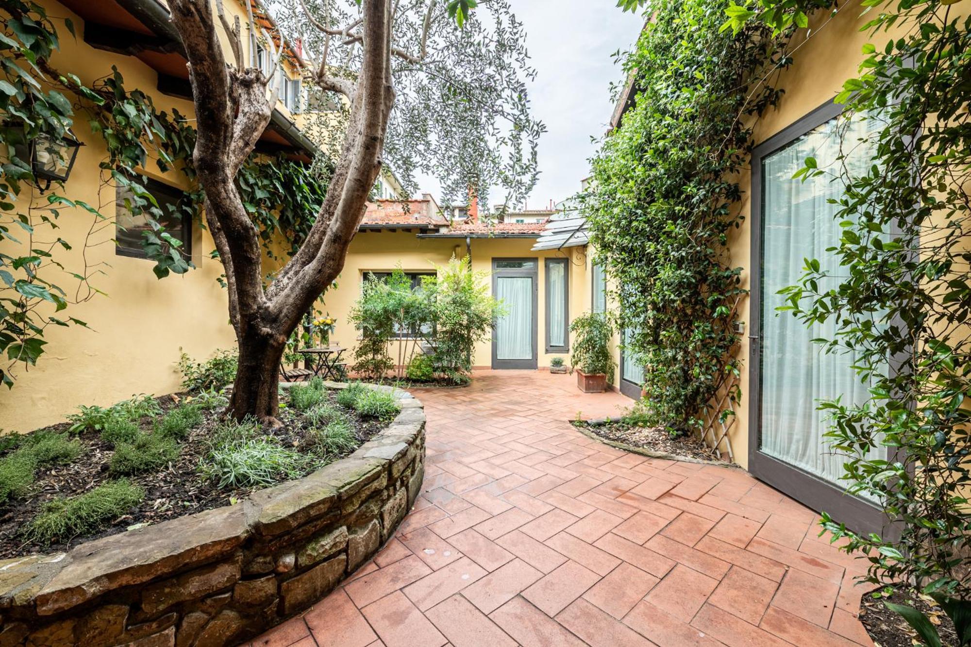 Cortile Santa Monaca Apartment Florence Luaran gambar